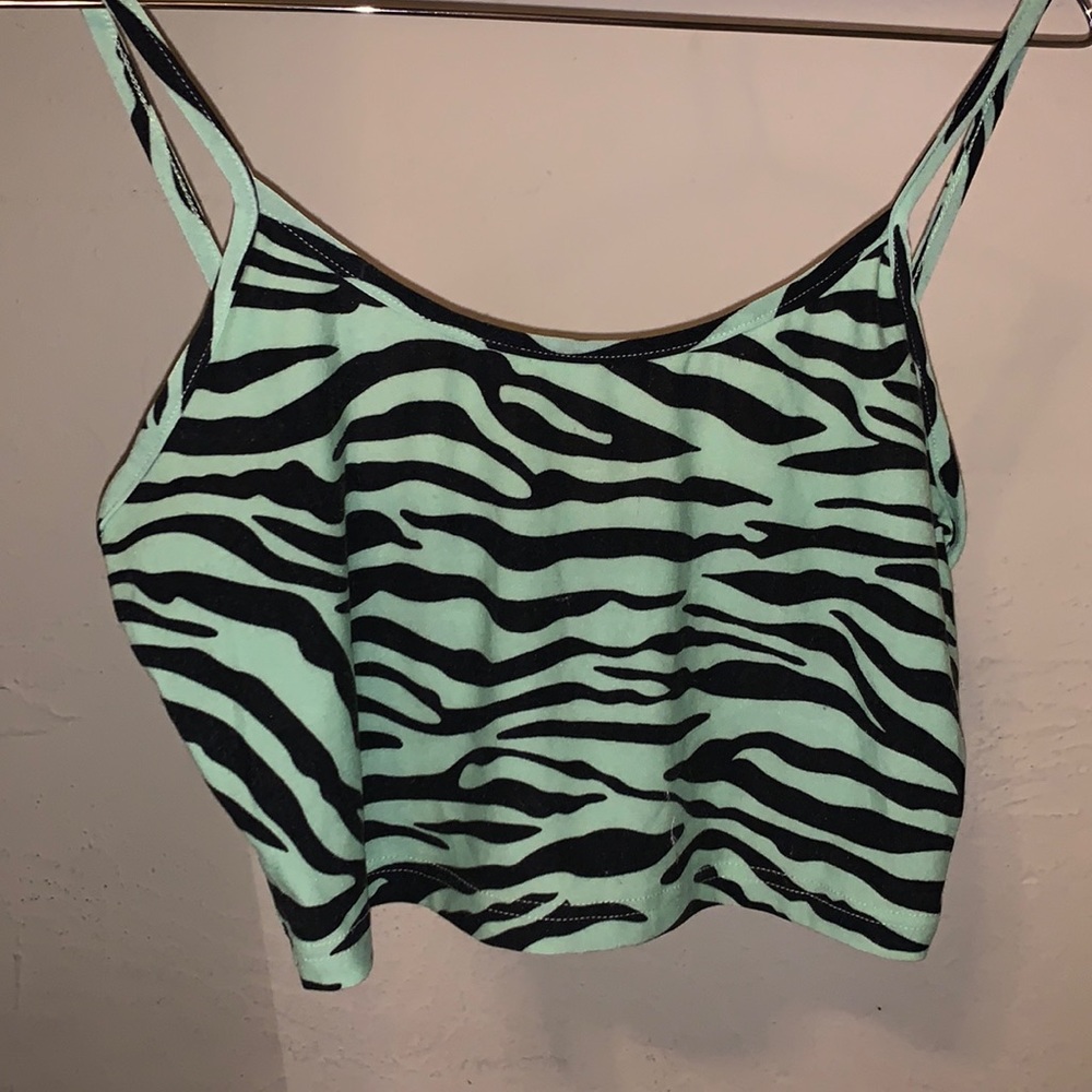 zebra print crop top 🦓
